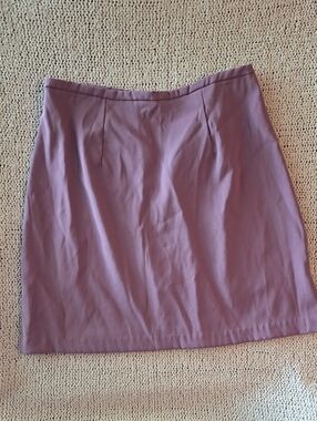 Classic Mauve Pencil Skirt - Women's Tailored Style